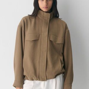 Aritzia Oculus Jacket XXS, Crepette, Folio Brown Color - New with Tags.